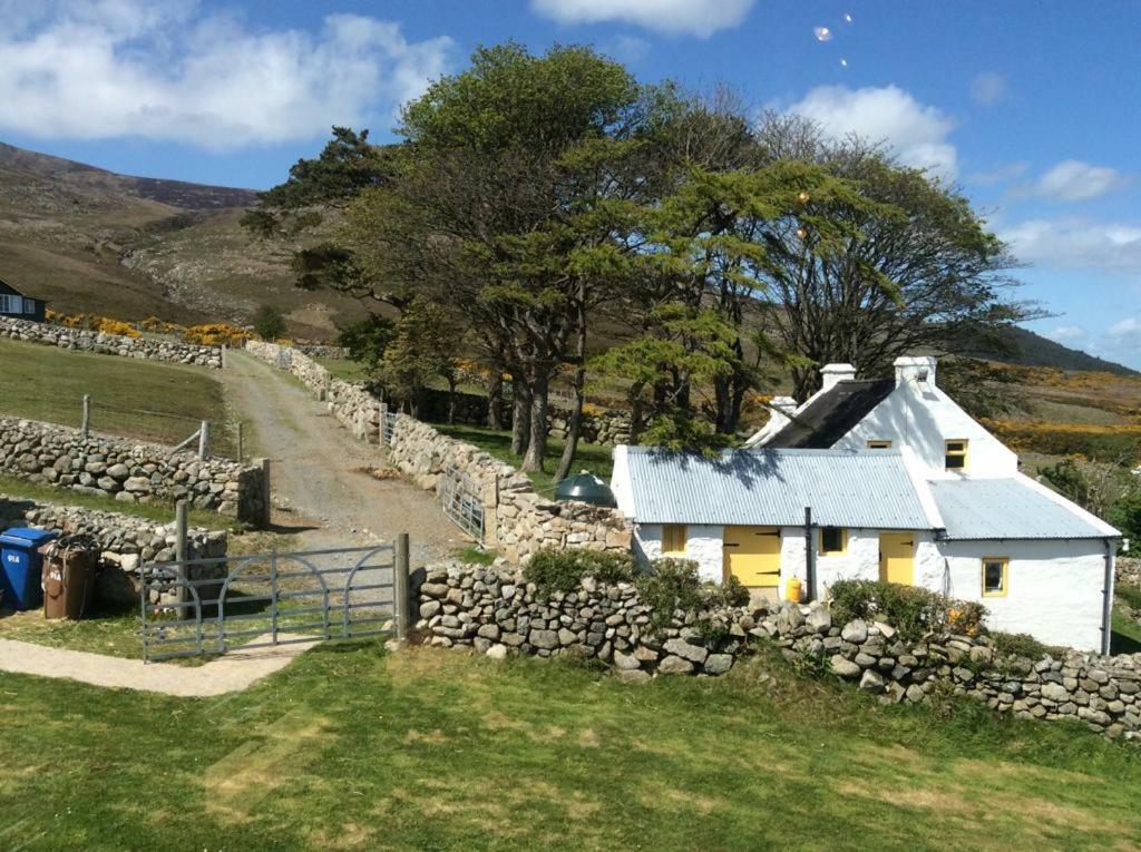 Stunning Views At Ballagh Cottage Newcastle Newcastle  Extérieur photo